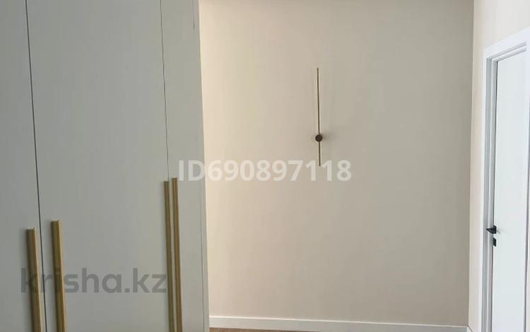 3-комнатная квартира, 112.8 м², 4/4 этаж помесячно, Сагадат Нурмагамбетова 140
