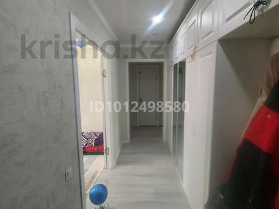4-бөлмелі пәтер · 79 м² · 1/9 қабат, Майкудук, Майкудук, 19й микрорайон 75, бағасы: 25 млн ₸ в Караганде, Алихана Бокейханова р-н