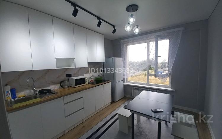 2-комнатная квартира · 60 м² · 5/6 этаж, Кульджинский тракт 26/3 за 250 000 ₸ в  — фото 2