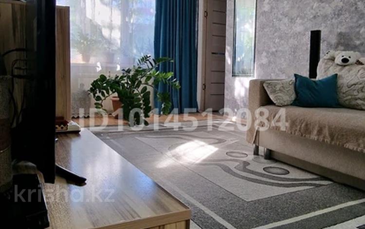 2-бөлмелі пәтер · 46 м² · 1/5 қабат, Абая 21, бағасы: 16 млн ₸ в Атырау — фото 2