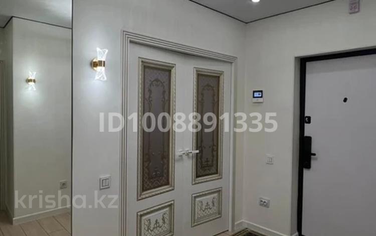 2-комнатная квартира · 63 м² · 3/9 этаж, Райымбек 590/15 за 43 млн ₸ в Алматы, Наурызбайский р-н — фото 2