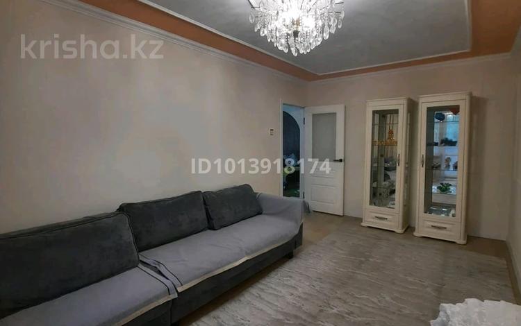 4-комнатная квартира · 74 м² · 3/4 этаж, Маметовой 72 за 600 000 ₸ в Алматы, Алмалинский р-н — фото 2