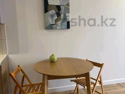 2-бөлмелі пәтер · 49 м² · 8/12 қабат, Керей-Жанибек хандар 44/2, бағасы: 41 млн ₸ в Астане, Есильский р-н