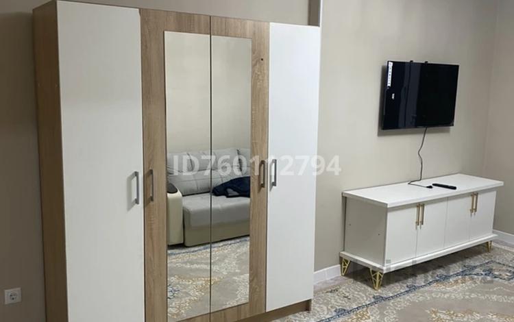 1-бөлмелі пәтер · 40 м² · 8/12 қабат, 9, бағасы: 110 000 ₸ в Туркестане — фото 2