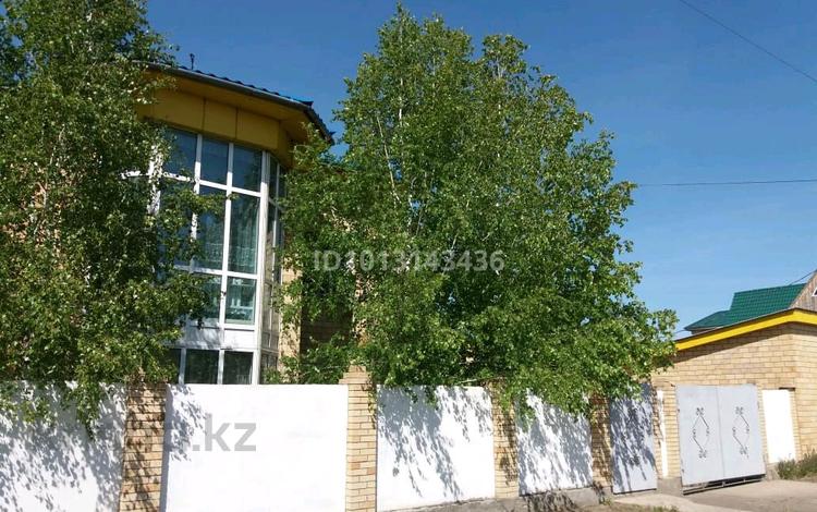 Жеке үй · 6 бөлме · 375 м², Карбая Мусабаева 27, бағасы: 80 000 ₸ в Бурабае — фото 2