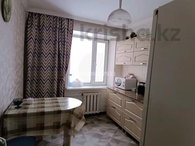 3-комнатная квартира · 63 м² · 9/9 этаж, Майкудук, Майкудук, 19й микрорайон — Центр Майкудук за 150 000 ₸ в Караганде, Алихана Бокейханова р-н