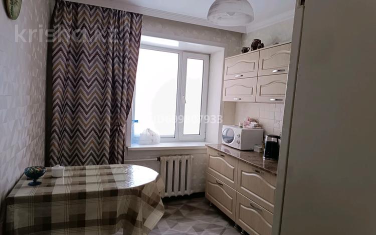 3-комнатная квартира · 63 м² · 9/9 этаж, Майкудук, Майкудук, 19й микрорайон — Центр Майкудук за 150 000 ₸ в Караганде, Алихана Бокейханова р-н — фото 2