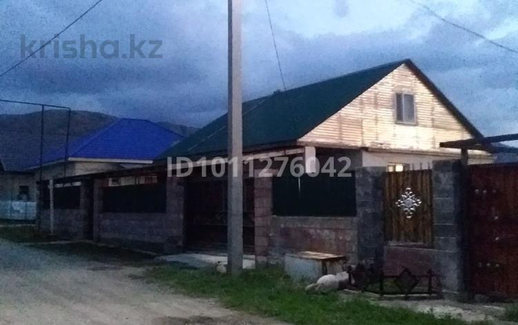 Отдельный дом · 5 комнат · 100 м² · 8 сот., Жармухамедова 144 за 18 млн ₸ в Каргалы (п. Фабричный) — фото 2