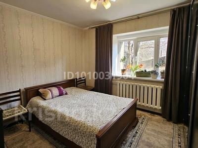 3-бөлмелі пәтер · 60 м² · 1/3 қабат, Ақбұлақ ш/а., Мкр Акбулак ул.Касыма Шарипова — Между пр.Сайна и Момышулы, бағасы: 35 млн ₸ в Алматы, Алатауский р-н