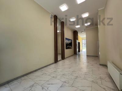 2-бөлмелі пәтер · 70 м² · 2/12 қабат, Торекулова 93 — Сейфуллина, бағасы: 57 млн ₸ в Алматы, Алмалинский р-н