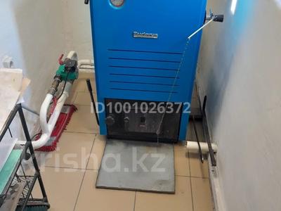 Продажа домов и дачи в Абай обл.: Отдельный дом · 3 комнаты · 61.67 м² · 6 сот., Муратская 25 за 16 млн 〒 Отдельный дом · 3 комнаты · 61.67 м² · 6 сот., Муратская 25 за 16 млн 〒 в Семее