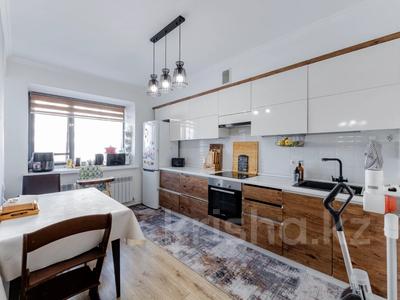 3-бөлмелі пәтер · 78.6 м² · 2/9 қабат, Бухар жырау 30 — Туркестан, бағасы: ~ 50 млн ₸ в Астане, Есильский р-н