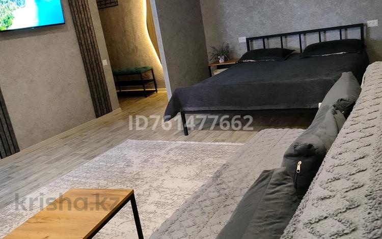 1-комнатная квартира · 32 м² · 1/4 этаж, Космонавтов 13 — Площадь. Акимат. ЦОН. ЛОЦ. Гранат. за 5 000 〒 в Рудном — фото 20