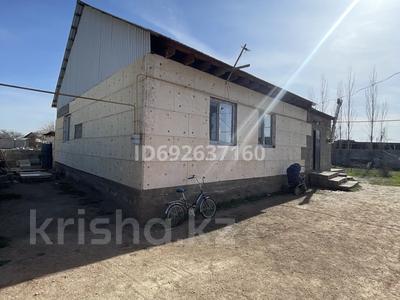 4-бөлмелі пәтер · 105.1 м² · 1 қабат, Шөлдала емен 11 а, бағасы: 18 млн 〒 в Таразе