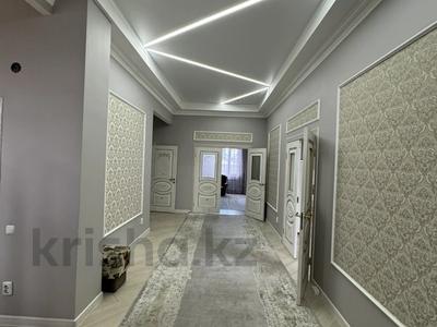 Отдельный дом • 5 комнат • 300 м² • 10 сот., Алматинская 41 за 90 млн 〒 в Талдыкоргане, мкр Жастар