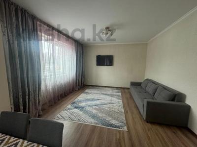 Продажа квартир в Алматы: 1-комнатная квартира · 43 м² · 3/10 этаж, мкр Аксай-1 за 27 млн 〒 1-комнатная квартира · 43 м² · 3/10 этаж, мкр Аксай-1 за 27 млн 〒 в Алматы, Ауэзовский р-н