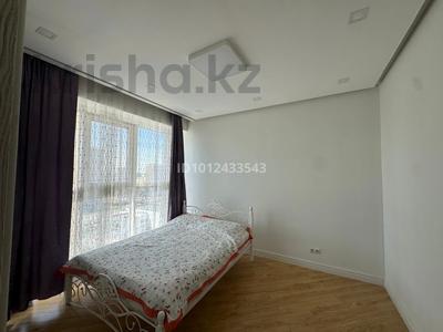 3-комнатная квартира · 100 м² · 13/18 этаж, Сыганак 17 за 650 000 ₸ в Астане, Нура р-н