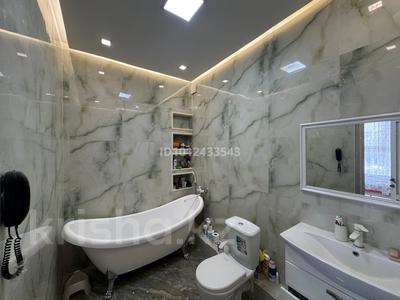 3-комнатная квартира · 100 м² · 13/18 этаж, Сыганак 17 за 550 000 ₸ в Астане, Нура р-н