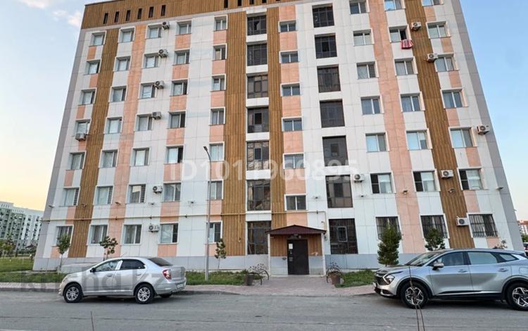 2-бөлмелі пәтер · 58 м² · 3/7 қабат, Есим Хана 14/4, бағасы: 17 млн ₸ в Туркестане — фото 2