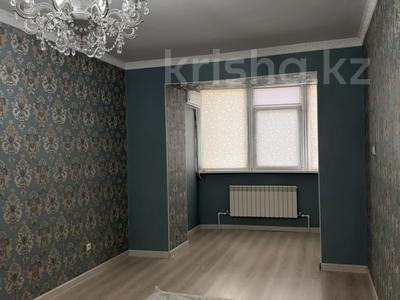 1-бөлмелі пәтер · 52 м² · 4/5 қабат, Алтын орда ш/а., Тауелсиздик 5/2, бағасы: 19.7 млн ₸ в Актобе, мкр. Алтын орда