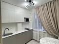 1-комнатная квартира · 30.2 м² · 1/5 этаж, Рядом с центральным мечети 5 — Мкр Акбулак 5 дом 1 подъезд квартира 3 за 12 млн 〒 в Таразе — фото 2