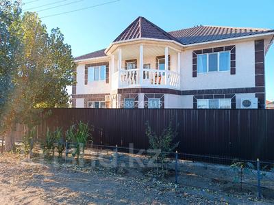 Отдельный дом · 8 комнат · 368 м² · 10 сот., Жалау Мынбаева 11 за 50 млн 〒 в Атырау