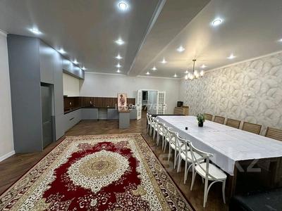 Часть дома · 6 комнат · 240 м² · 3 сот., Теплый пляж — База отдыха золотое солнышко за 150 млн 〒 в Актау