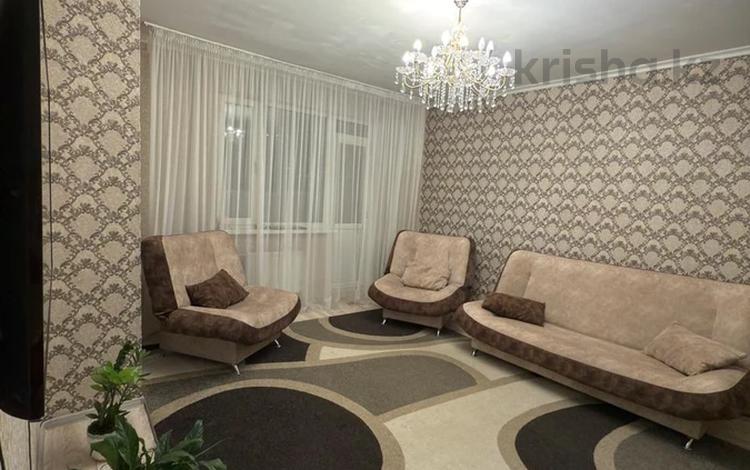 2-комнатная квартира · 59 м² · 7/11 этаж, мкр Юго-Восток, Сарыарка 19 — Шахтёров, Республики, Степной за 24 млн ₸ в Караганде, Казыбек би р-н — фото 2