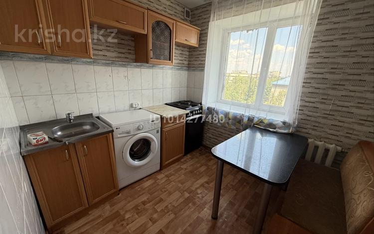 1-комнатная квартира · 34 м² · 5/5 этаж, Физкультурная за 110 000 ₸ в Семее — фото 2