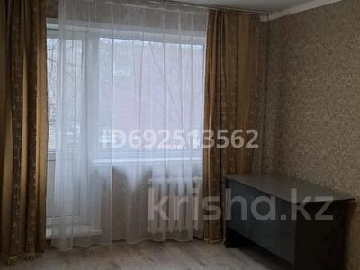 2-комнатная квартира, 45 м², 2/5 этаж помесячно, Академика Сатпаева 21 за 100 000 〒 в Павлодаре
