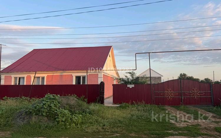 Жеке үй · 5 бөлме · 175 м² · 16 жүзд., Бейбитшилик 6 — Теректи,Пойма, бағасы: 18 млн ₸ в Уральске — фото 2