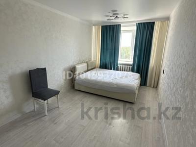 3-комнатная квартира · 80 м² · 5/9 этаж, Курмангазы 33 за 180 000 ₸ в Уральске