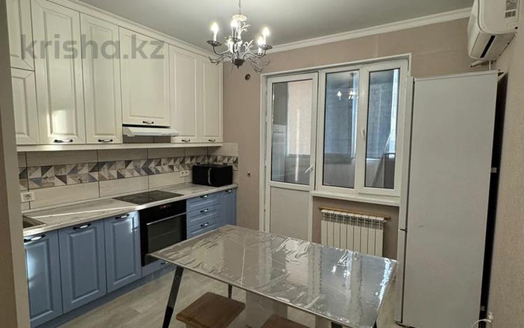 3-комнатная квартира · 70 м² · 7/12 этаж, мкр Дарабоз 47 за 44 млн ₸ в Алматы, Алатауский р-н — фото 2