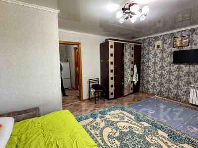 1-бөлмелі пәтер · 32 м² · 2/5 қабат, 9-й микрорайон, Жансугурова 112, бағасы: 11.8 млн ₸ в Талдыкоргане