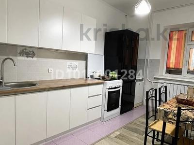 1-бөлмелі пәтер · 43 м² · 1/5 қабат, мкр. Алтын орда 38Д, бағасы: 18 млн ₸ в Актобе