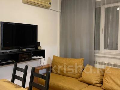 Пәтерлер в Алматы: 3-бөлмелі пәтер · 78 м² · 1 қабат, мкр Самал-1 36, бағасы: 350 000 〒 3-бөлмелі пәтер · 78 м² · 1 қабат, мкр Самал-1 36, бағасы: 350 000 〒 в Алматы, Медеуский р-н