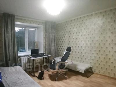 2-комнатная квартира · 38 м² · 2/5 этаж, Парковая за 15.5 млн ₸ в Петропавловске