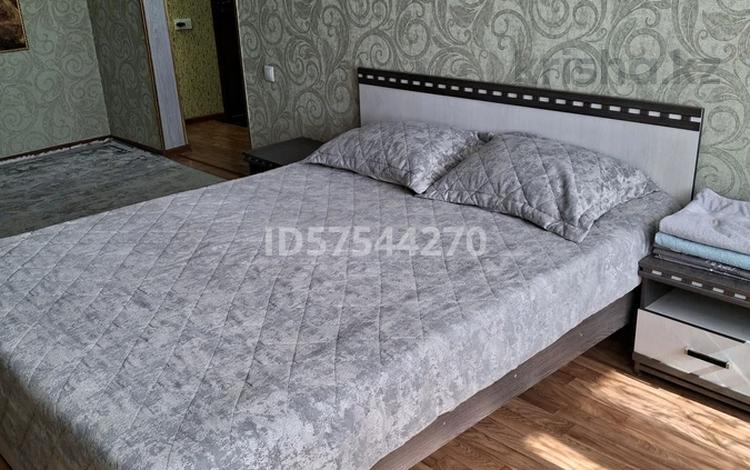 1-бөлмелі пәтер · 41 м² · 10/12 қабат, 15 микрорайон 18, бағасы: 12 000 ₸ в Семее — фото 25