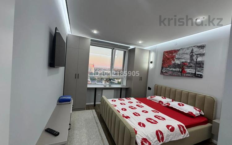 2-комнатная квартира · 55 м² · 11/12 этаж, мкр Акжайык, Байдибек би 115/10 за 16 000 ₸ в Шымкенте, Абайский р-н — фото 2
