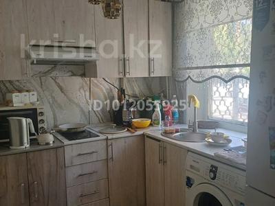 3-бөлмелі пәтер · 44 м² · 1/5 қабат, мкр Новый Город, Н.Абдирова 46/3 — юбилейный магазин, бағасы: 16 млн ₸ в Караганде, Казыбек би р-н