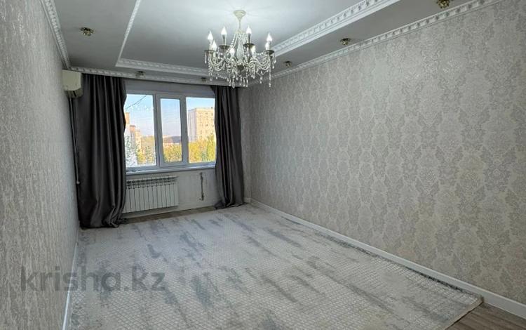 2-комнатная квартира · 56.2 м² · 5/6 этаж, мкр 11 за 17 млн ₸ в Актобе — фото 2