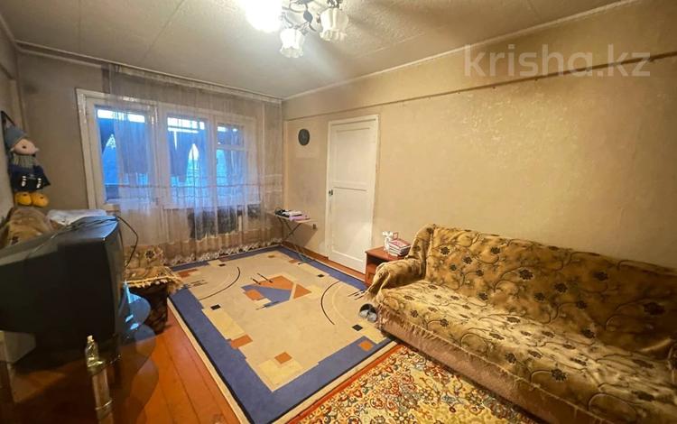 3-комнатная квартира · 60 м² · 4/5 этаж, Кабанбай Батыра 136 за 17.5 млн ₸ в Усть-Каменогорске — фото 3