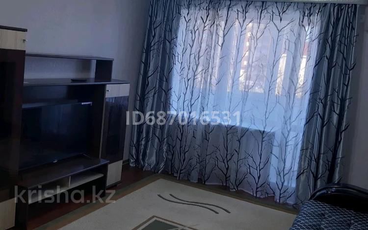 1-комнатная квартира · 40 м² · 4/5 этаж, С.Датова — В центре города Рядом магазином АРЫН за 160 000 ₸ в Атырау — фото 3