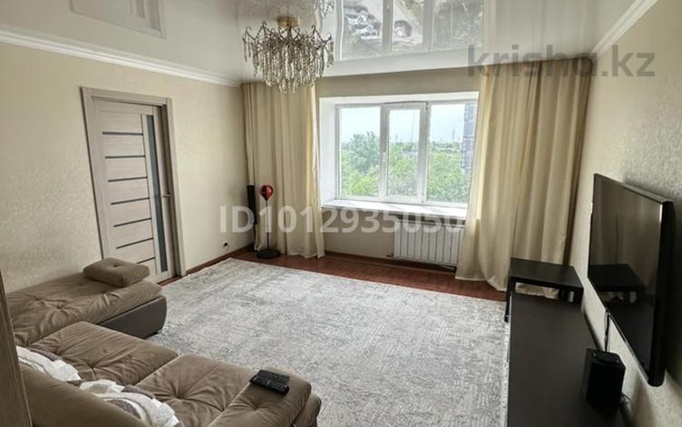 3-комнатная квартира · 57 м² · 6/9 этаж, 6 микрорайон 58 за 14 млн ₸ в Темиртау — фото 2