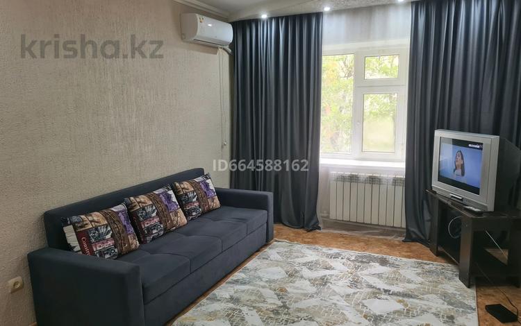 2-бөлмелі пәтер, 45 м² тәулігіне, улица Толе би, бағасы: 7 000 〒 в Таразе — фото 21