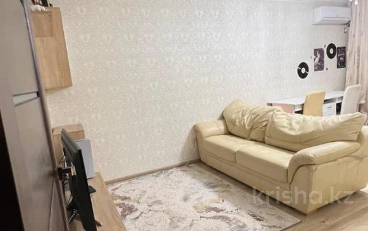 2-комнатная квартира · 49 м² · 1/5 этаж, Азаттык 129 за 15.5 млн ₸ в Атырау, мкр Жилгородок — фото 2