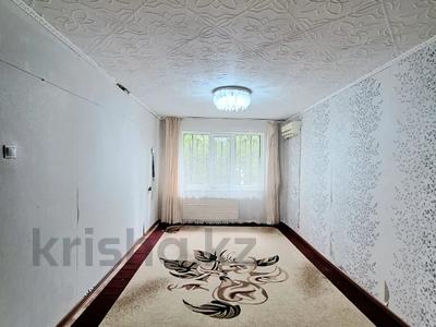 2-комнатная квартира · 44.4 м² · 1/5 этаж, Ружейникова за 12 млн ₸ в Уральске