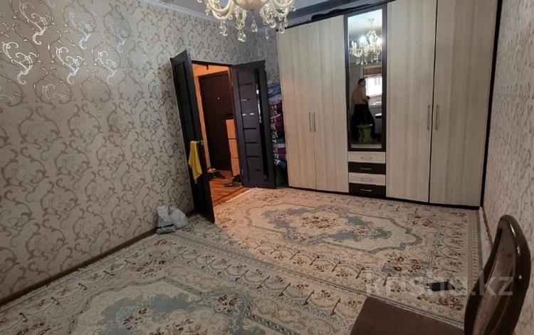 1-комнатная квартира, 39.6 м², 6/6 этаж, Кокжиек за 18.5 млн 〒 в Алматы, Жетысуский р-н — фото 3