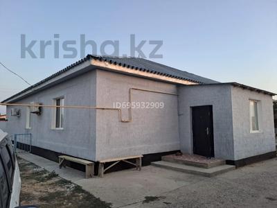 Отдельный дом · 6 комнат · 200 м² · 10 сот., Жана-каратон 544 — Ул.Ак-жайык,544 за 17.5 млн 〒 в Кульсары
