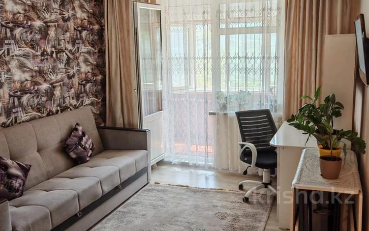 3-комнатная квартира · 70 м² · 4/5 этаж, 5 мкр за 300 000 ₸ в Конаеве — фото 2